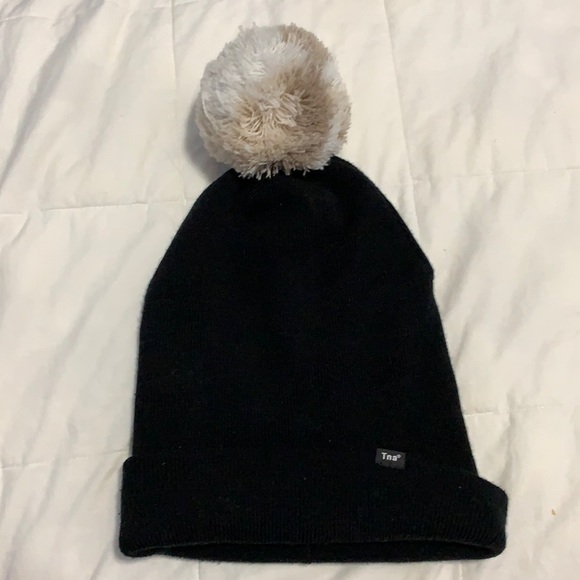 TNA beanie - Picture 1 of 3